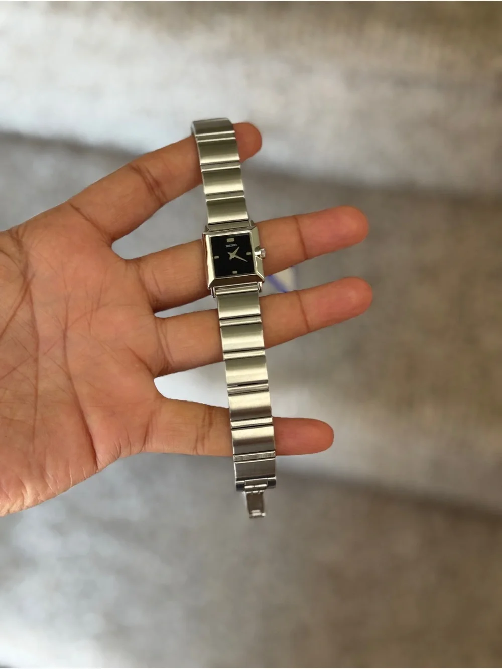 Seiko women’s  Silver Stainless Steel Bracelet Watch with black dial japan